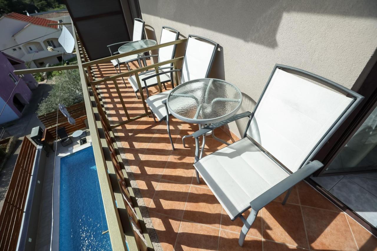 Pool Apartments Julia Задар Экстерьер фото